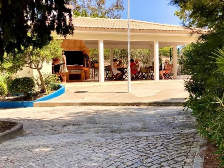 אלבופיירה Flamingo'S Apartment W/ 2 Swimming Pool מראה חיצוני תמונה