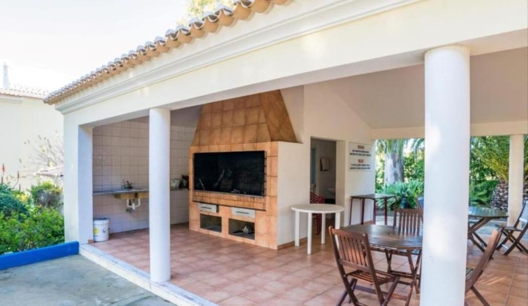 אלבופיירה Flamingo'S Apartment W/ 2 Swimming Pool מראה חיצוני תמונה