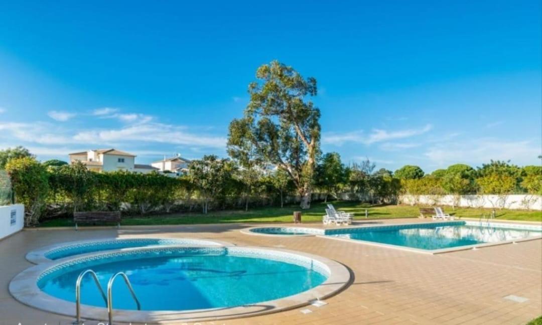 אלבופיירה Flamingo'S Apartment W/ 2 Swimming Pool מראה חיצוני תמונה